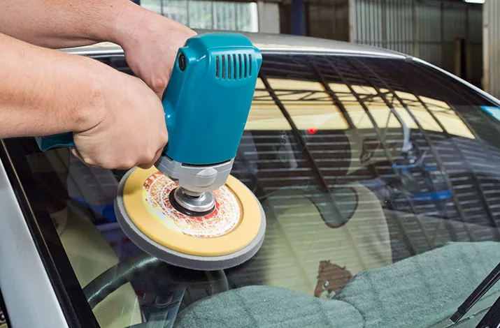 Poliranje vetrobrana i auto stakla – Cena i proces