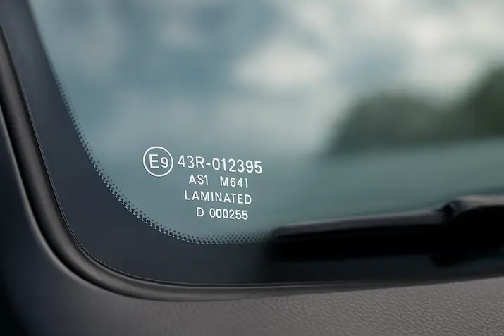 Oznake na auto staklima i njihovo značenje